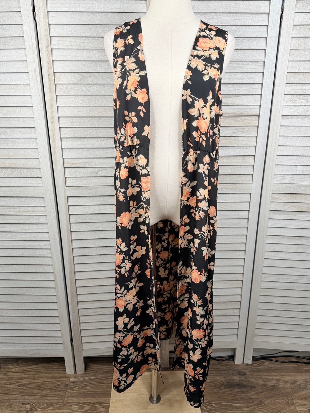 JACK by BB DAKOTA Boho Fairy Cottage Maxi Vest/Duster "Clementine" Black/Peach-M